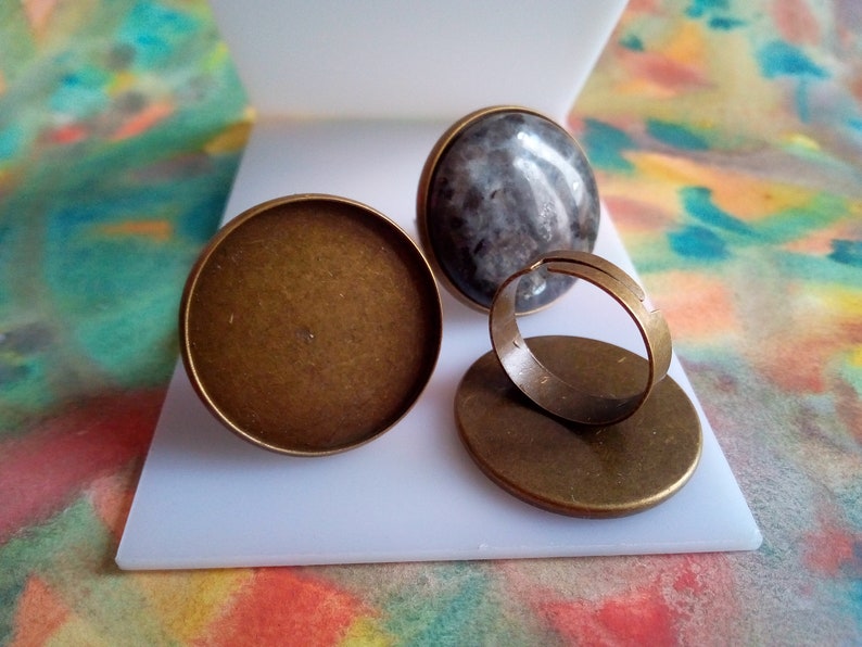 Victorian bohemian round cabochon collage 25mm,basic adjustable ring,bronze brass flat bottom,DIY haberdashery supply,diy gothic jewel