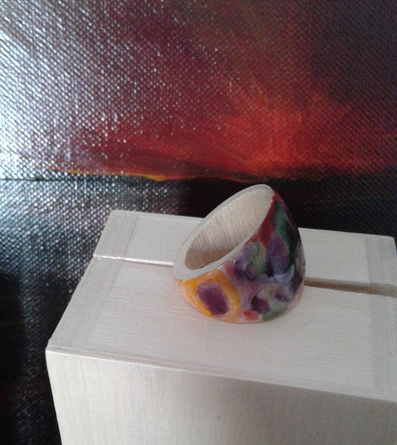 unique original green purple orange red white French creation modern boho closed ring size 60 painted by artist