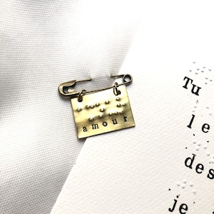 Braille brooch Love Kiss Braille jewel Message brooch Text brooch Jewel with message Jewel with text image 1