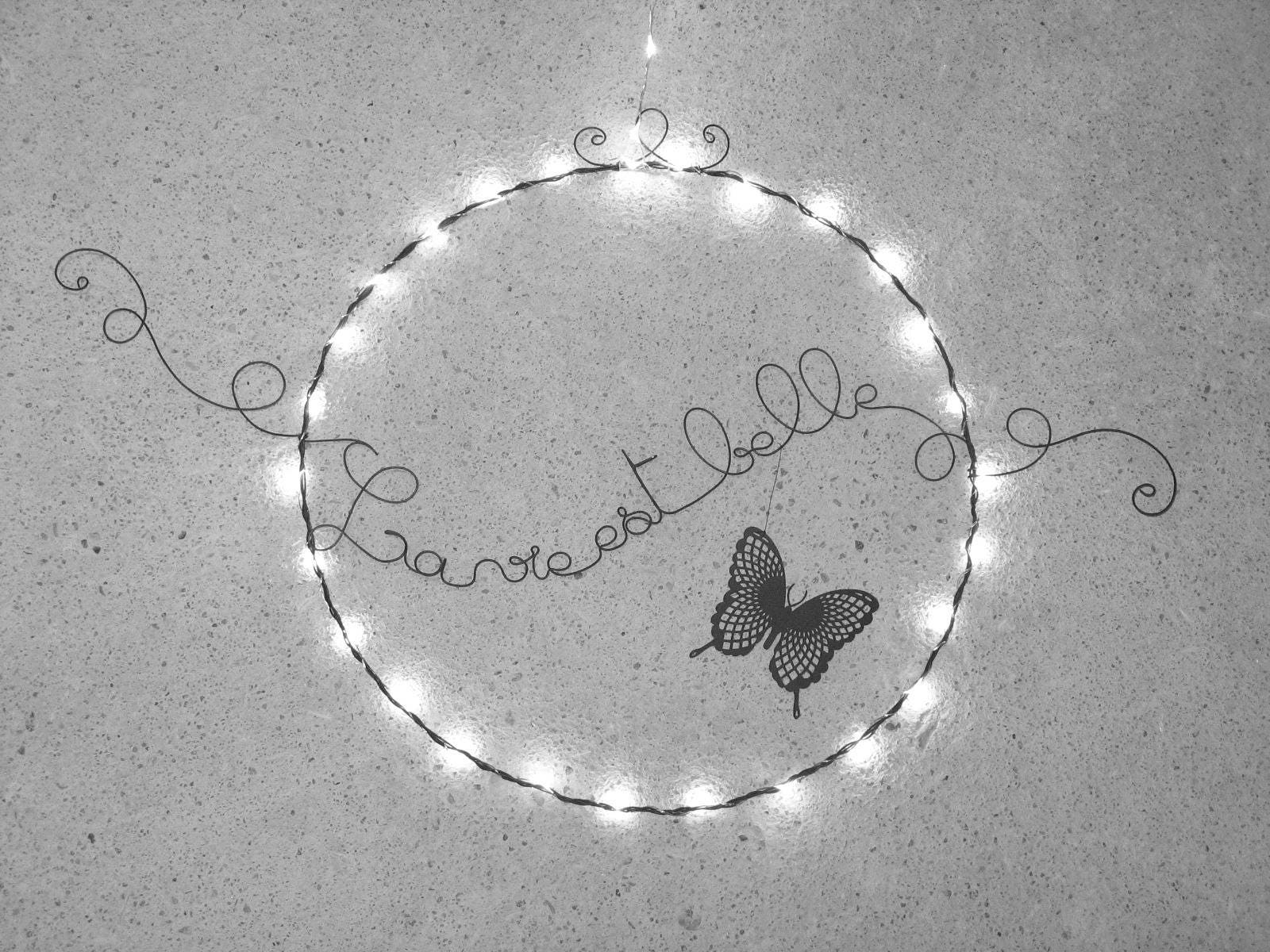 Cercle Décoration Murale, avec Guirlande Lumineuse, Message Écriture en Fil de Fer