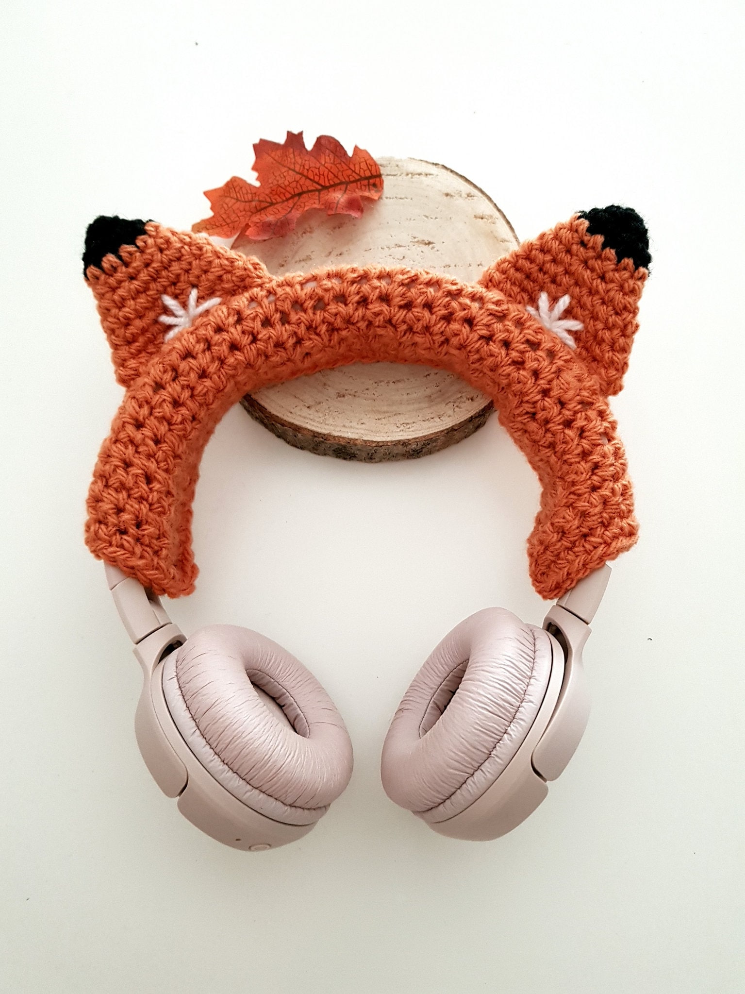 【Praying】Furry HeadPhone Cover Amazon.com: Crochet Mushroom Headband Cover for Airpods Max