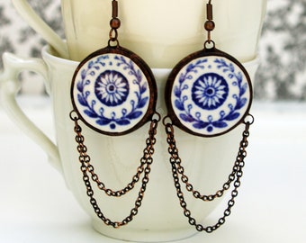 Boucles d'oreilles pendantes en céramique vintage couleur bleu