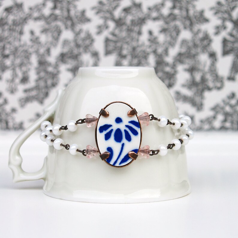 broken china dish bracelet, handmade jewelry, women bracelet, flower bracelet, beads bracelet, ceramic bracelet, made in France image 1