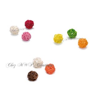 Trio of vine branch balls 2cm (x15)