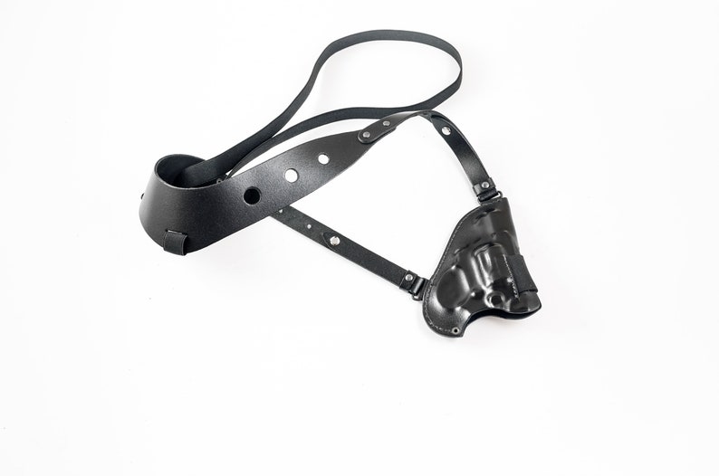 Revolvers J-frame Upside Down Leather Shoulder Holster - Etsy Canada