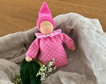 Puppe nach Waldorfart, Babypuppe, rosa, Erstlingspuppe,