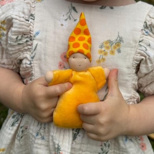 Puppe nach Waldorfart,12 cm,Babypuppe,Stoffpuppe,