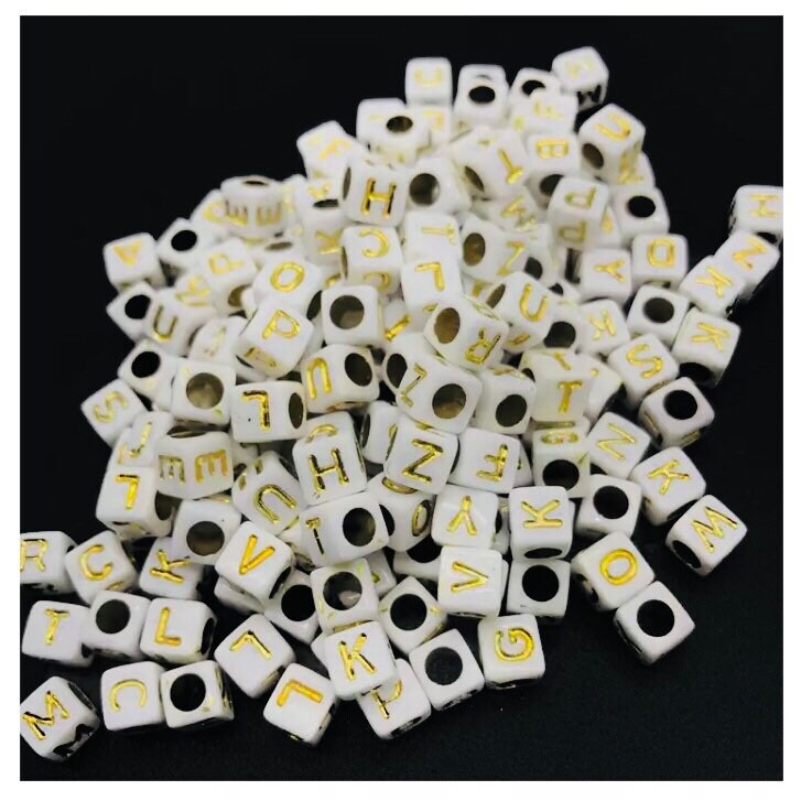 X10pcs cube beads alphabet letters.