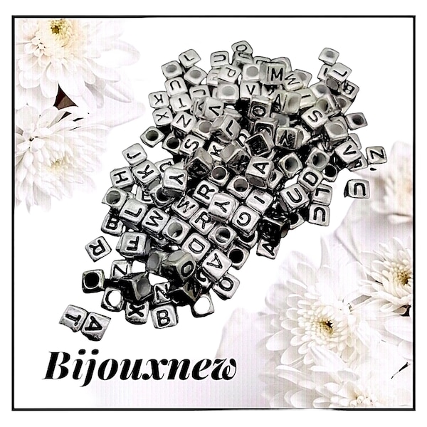 X10pcs cube alphabet letter beads.