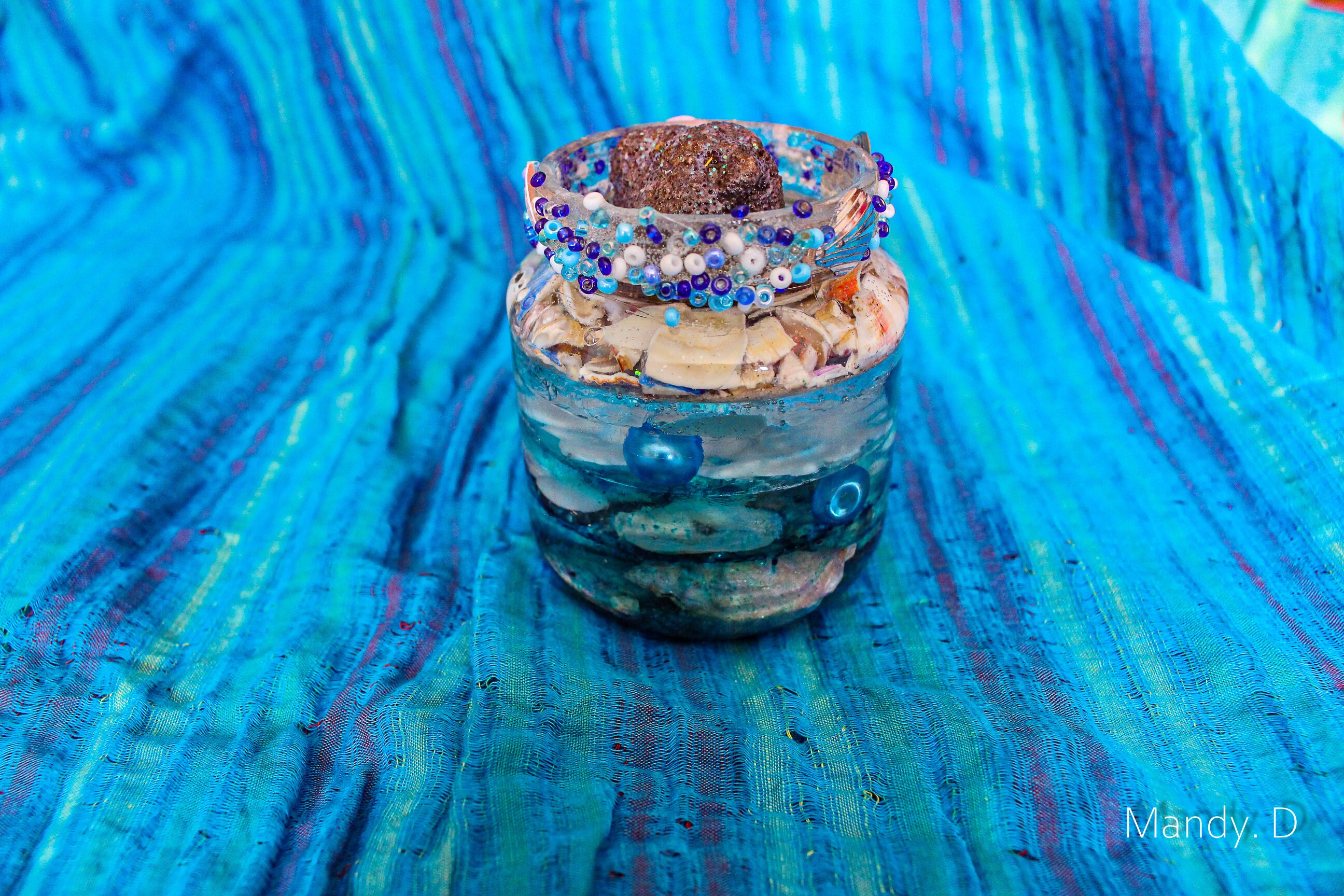 Fiole de La Sirène Thelxiépeia avec Coquillage et Minéraux