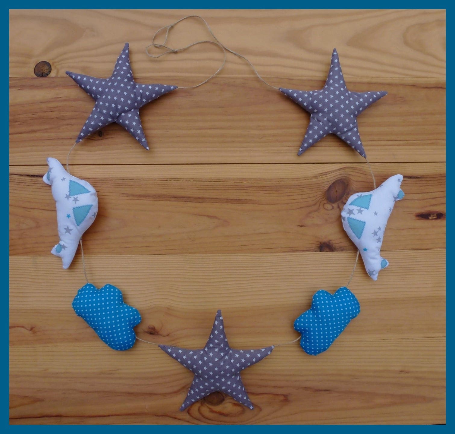 Guirlande d'étoiles, de Voitures et Nuages Pour Décoration Chambre d'enfant