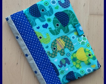 Protège carnet de santé "Mes Eléphants " .