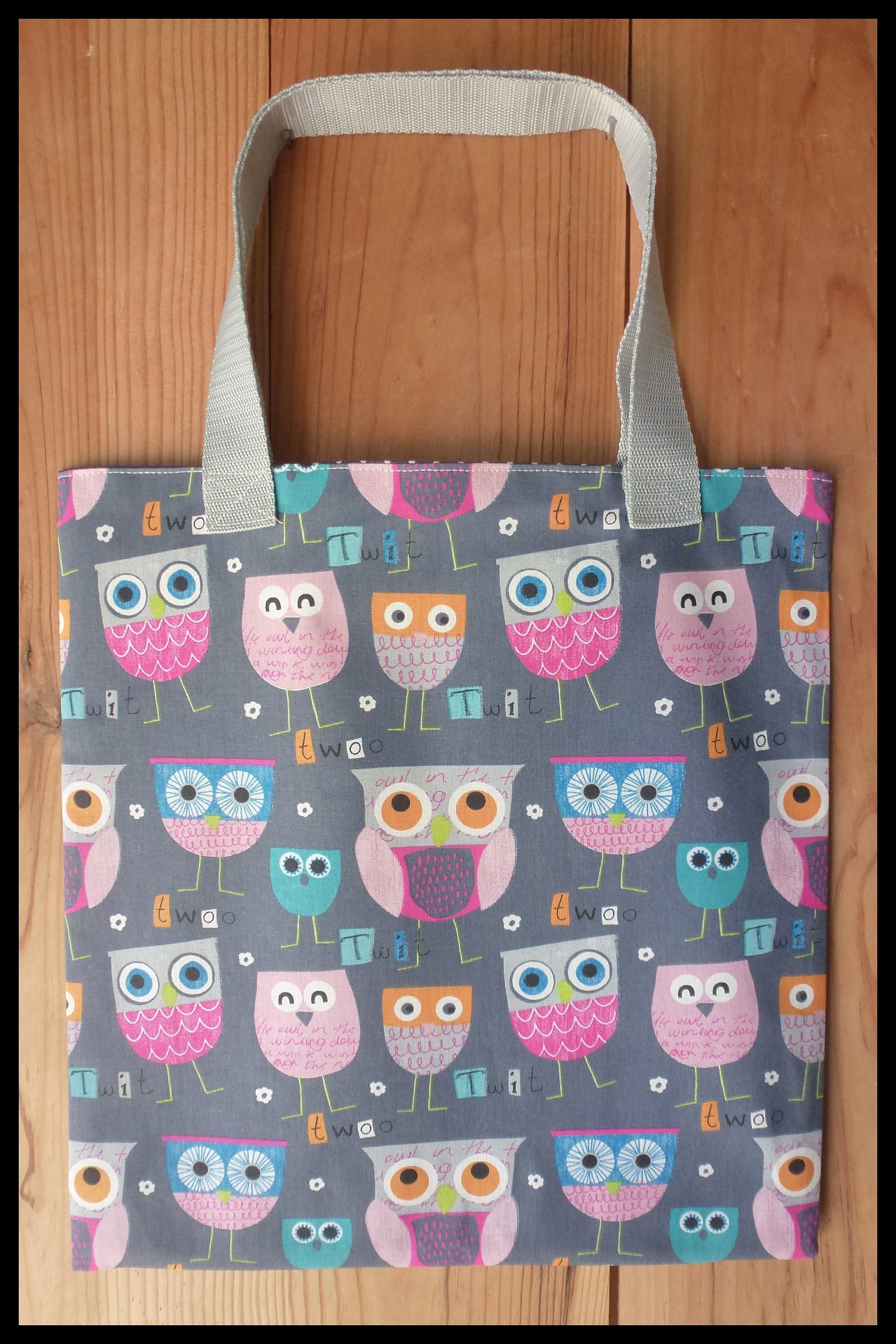 Sac biblioth&egrave;que " Les Hiboux " id&eacute;al pour la cr&egrave;che ou l'&eacute