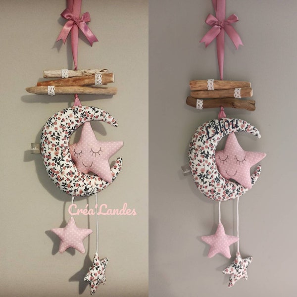 Mobile suspension bois flotté  décoration chambre bébé tissu fleuri