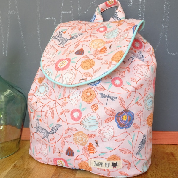 Sac à dos enfant personnalisable / cartable enfant / motif fleuri sur fond rose