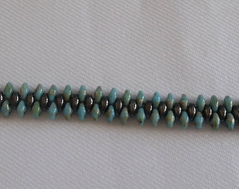 Bracelet de perles femmes, perles en verre, unique, couleurs turquoise et hematite, cadeau pour elle, fermoir en acier inoxydable,