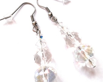 Boucles d'oreilles transparentes, perles en verre,  métal en acier inoxydable. Fait main, unique, cadeau pour maman, boucles d'été