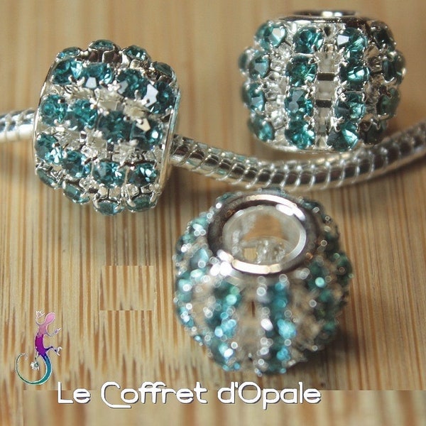 Lot de 2 perles en métal plaqué argent avec strass turquoise pour bracelet ou collier européen