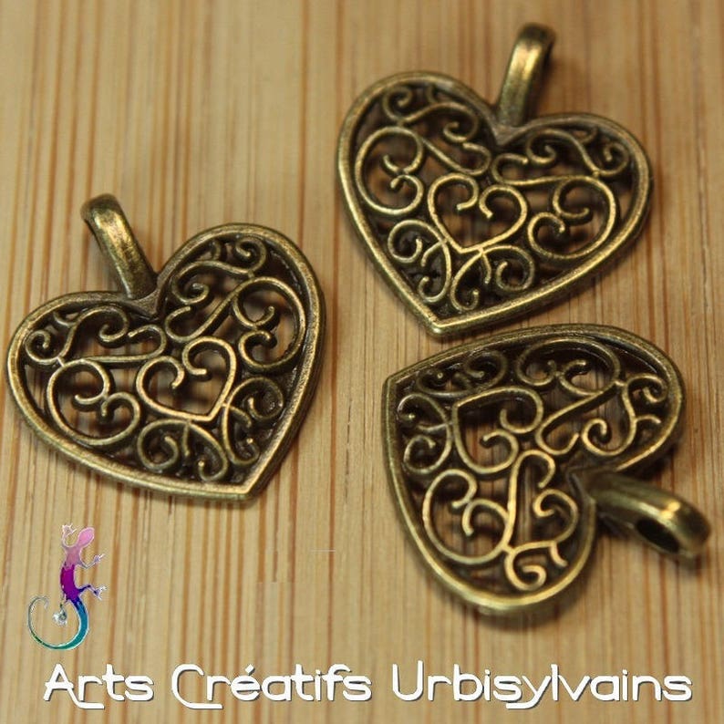 Set of 5 charms heart filigree vintage metal bronze 16x15mm image 1