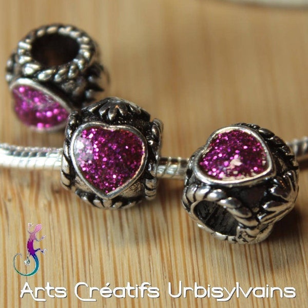 Lot de 2 perles en forme de cœur en métal argenté et rose fuchsia pour bracelet ou collier européen