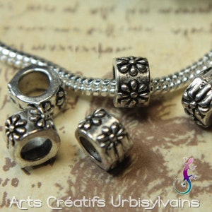 Lote de 8 anillos de perlas decorados con flores en metal plateado para pulsera o collar europeo