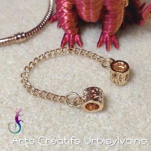 Rose gold-colored metal safety or security chain for European bracelet or necklace