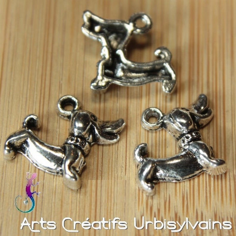 Set of 6 dog charms in antique silver metal 18x15mm image 1