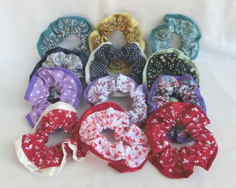 Floral or geometric cotton fabric scrunchie, elastic for long or mid-length hair, scrunchies, fashion accessory for women or girls, handmade