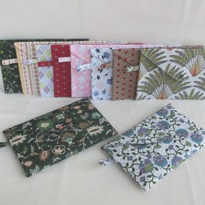 Pochette plate format enveloppe, Tissu Géométrique ou Fleuri, Porte Document, Agenda / Livre de poche, Trousse de Rangement, Fait main