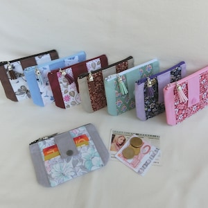 Porte Monnaie zippé avec Porte cartes 3 compartiments, Pochette Femme, Tissu Coton Fleuri, Porte carte, Cadeau Femme, Fait main France