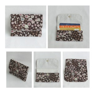 Porte Cartes / Pochette avec 3 poches de rangement, Carte bancaire, de fidélité, Carte bleue, Cartes de visite, Tissu Fleur du Japon, Cadeau Fleur Japon Marron