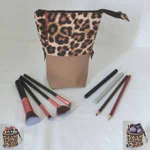 Trousse haute zippée transformable en Pot de Rangement à crayons ou Accessoire / pinceaux Maquillage, Tissu Léopard / Simili cuir, Fait Main