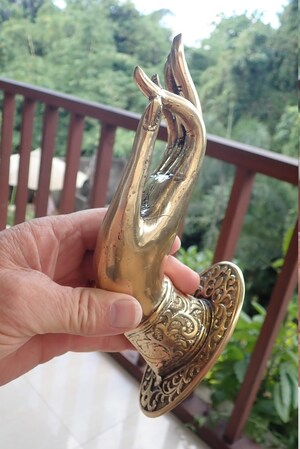 Bol Décoratif En Forme De Main De Bouddha En Bois - Support Pour Pierres, Bijoux, Affichage - 18 X 13 X 5 Cm