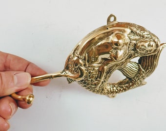 Mermaid circle brass hook