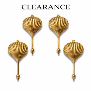 Set of 4 Brass Clam Shell Hooks – Coastal Bathroom Beach House Decor