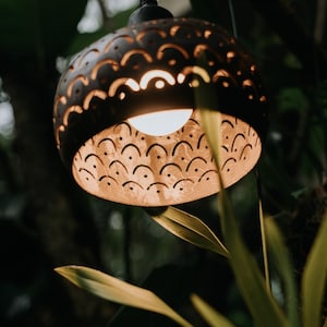 Coconut Patio Light Shades - Handgesneden terras- of buitenverlichting 8-delige set