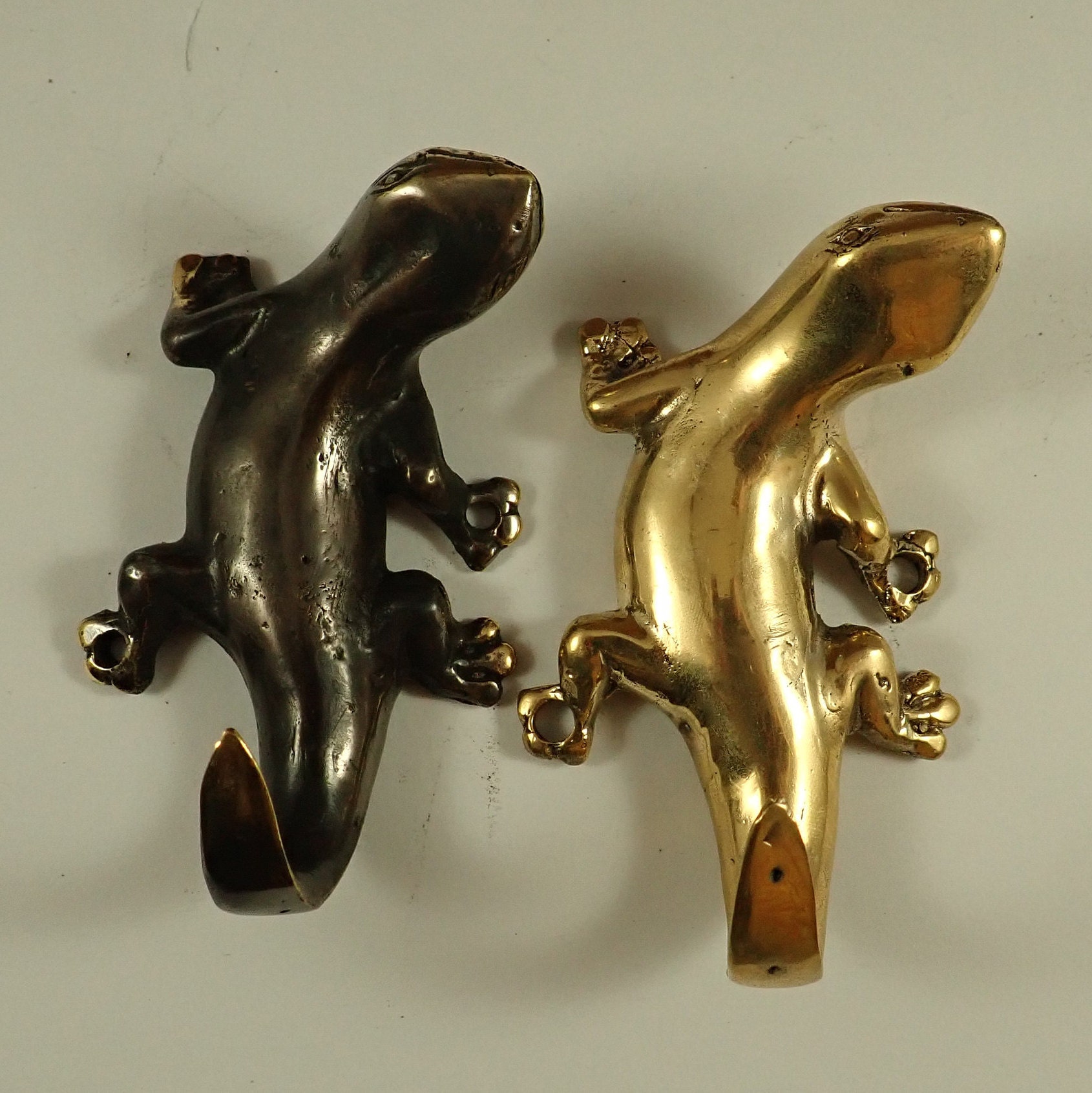 Brass lizard geko hook coat hanger