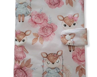 Omslag van het gezondheidsdossier van een babyhertje