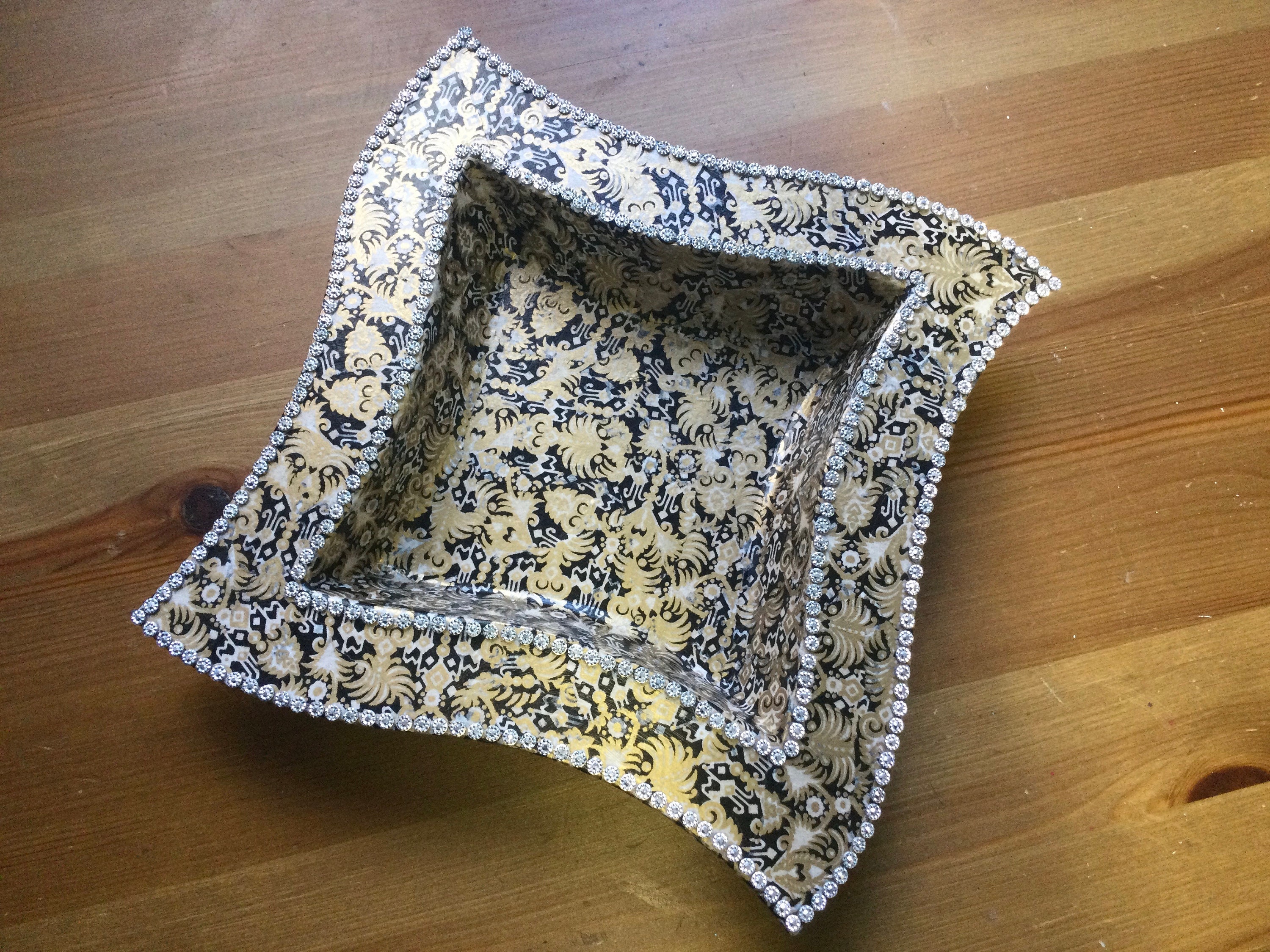 Vide Poche Noir, Or et Strass Argents