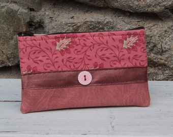 Old pink/brown textile wallet