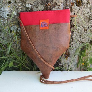 Petit sac bandoulière textile marron et orange image 2