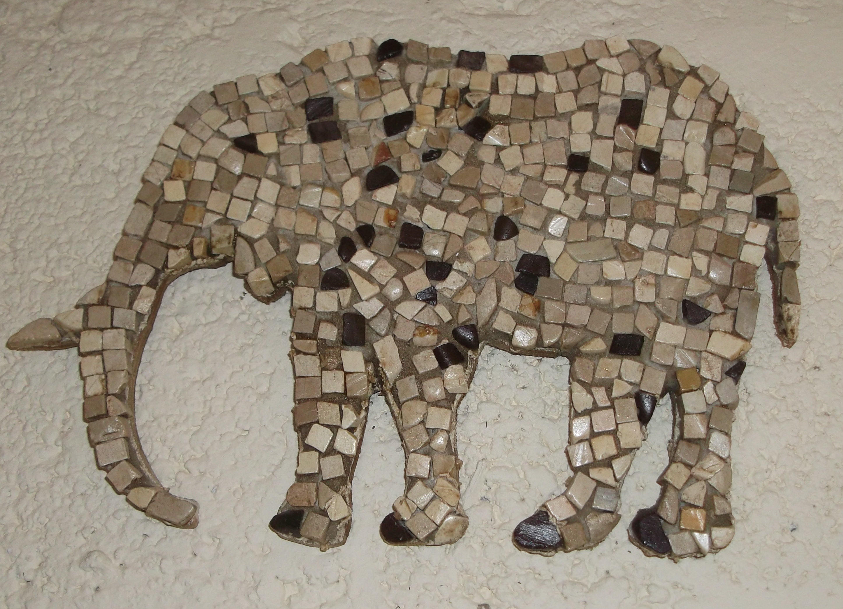 Elephant Réalisé en Pierres Naturelles Création Artisanale