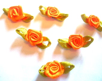 LOT 6 APPLIQUES TISSUS : rose couleur orange 13mm