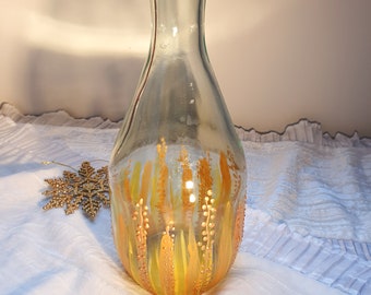 Carafe vintage en verre peinte or