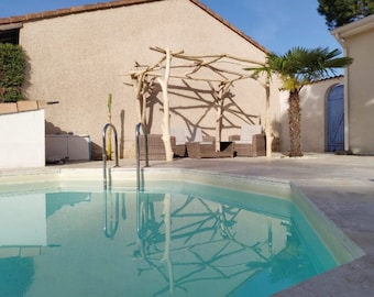 Pergolas, lit baldaquin de piscine, plage, abris en bois flotté...