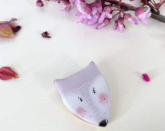 Tender fox brooch