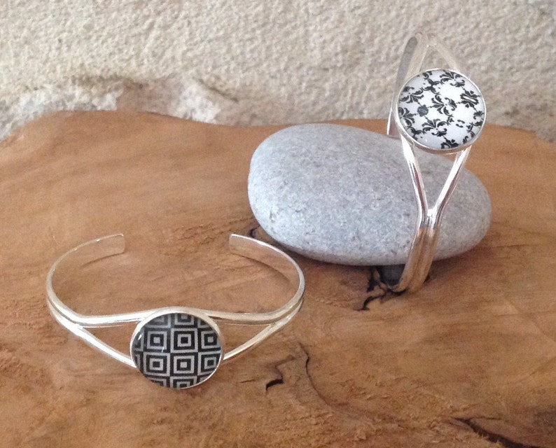 Bracelet Jonc Ethnique Asie Vintage - Métal Argenté Et Pâte De Verre - Femme