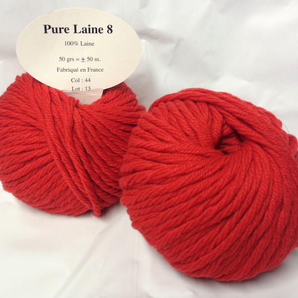 Lot de 10 pelotes de laine 8 /rouge 44 /fabriqué en FRANCE