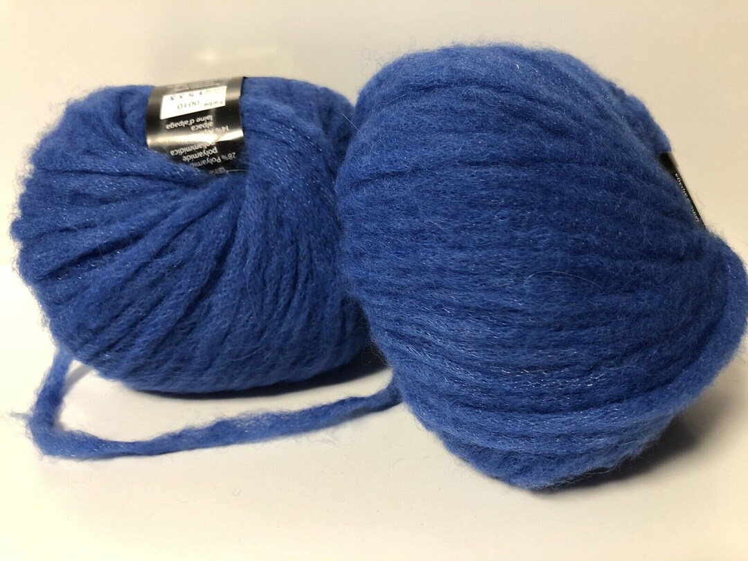 Batch of 10 Balls of Electric Blue Wool and Alpaca
