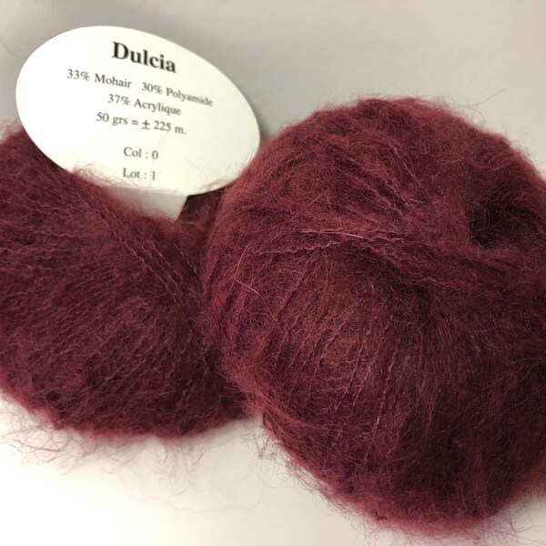 tricot/ 10 pelotes de laine/ 33 % kid mohair/ rose framboise/ fabriqué en France